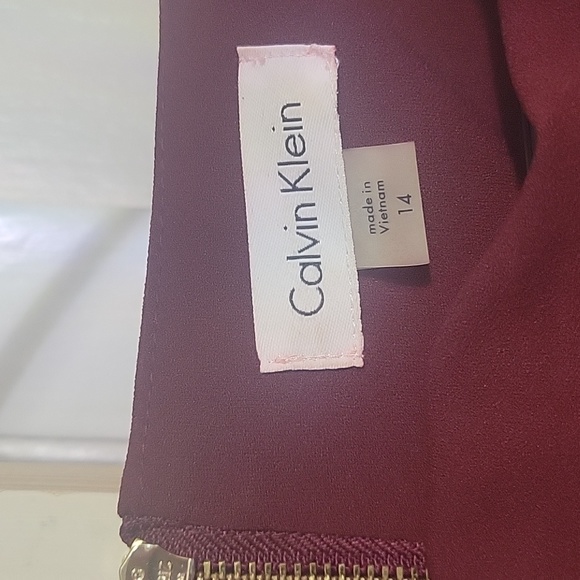 Used nice dress - Picture 3 of 3